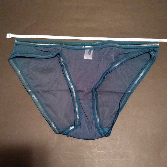 NEW Set of 3 Ladies Bikini Panties, 2 Red, 1 Green, Lace, Lycra, Leopard, L - Picture 5 of 10
